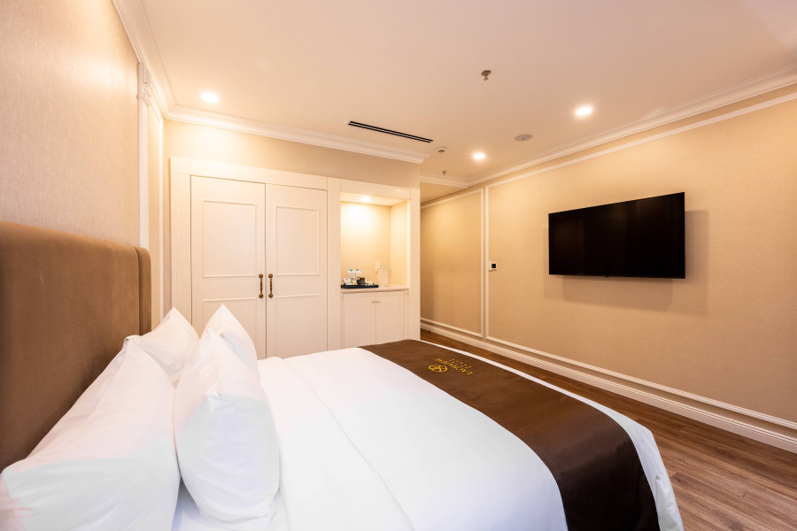 PHÒNG LACHATEAU STANDARD