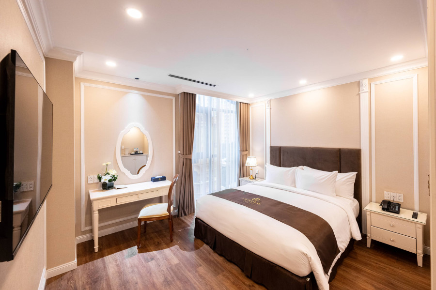 PHÒNG LACHATEAU STANDARD